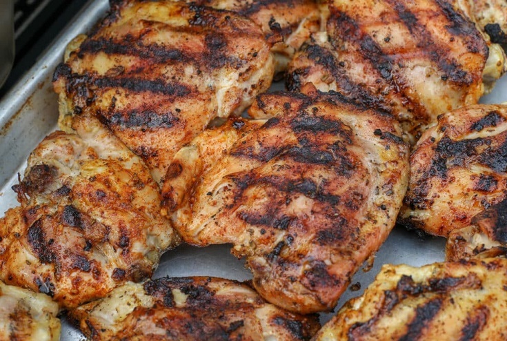 Guide to Grilling Chicken Thighs: Techniques, Recipes, and More